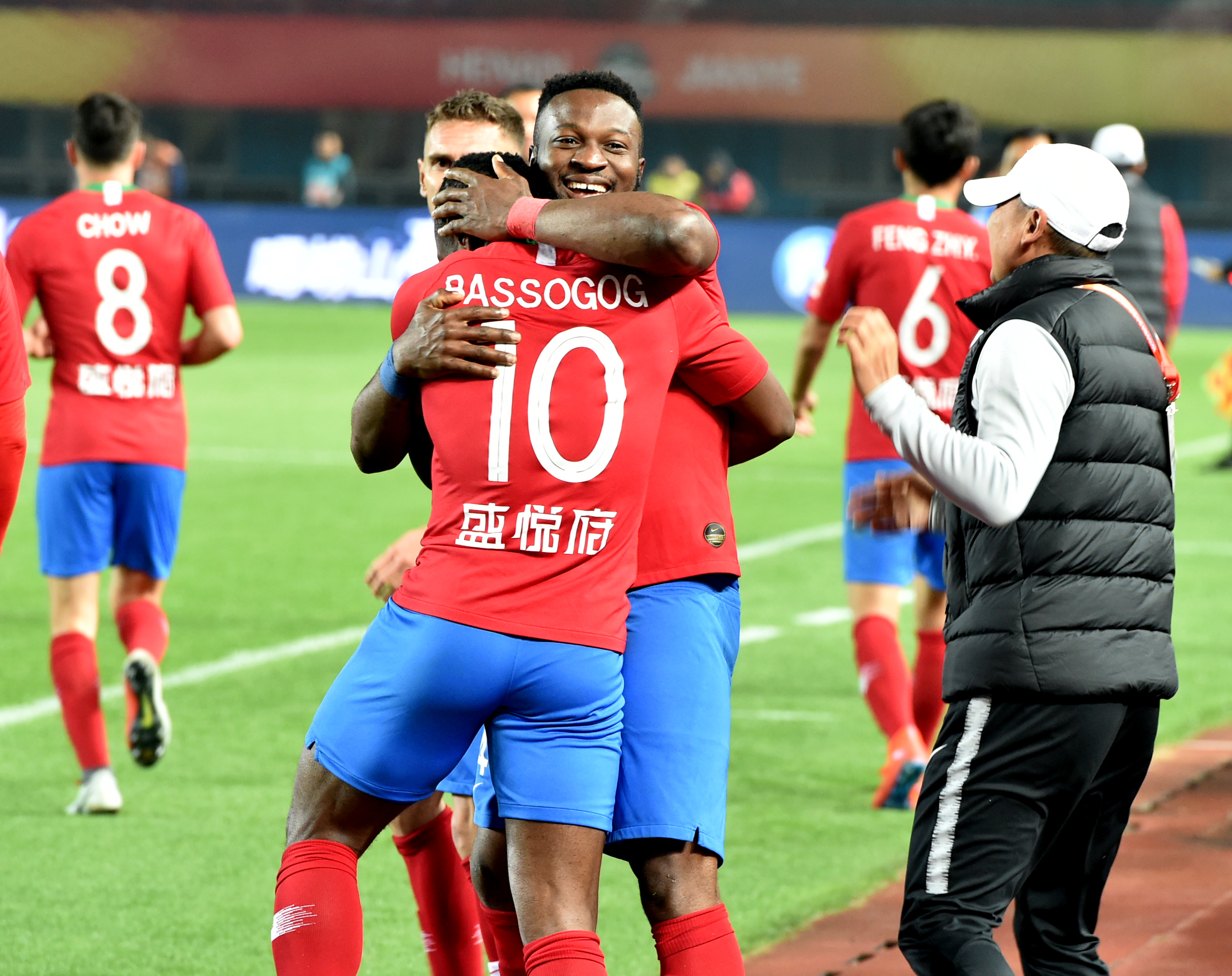 是他们拆低 是他们拆低